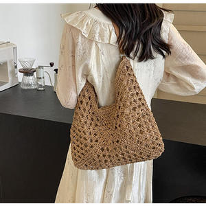 Sac à main élégant en paille tressée avec poignées en cuir, fermeture magnétique, sac de plage décontracté pour femmes, voyage d'été, usage quotidien - Product Image 2