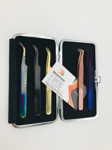 กล่องแหนบต่อขนตาแบบแผ่นพลาสม่าปลายแหลมแบบปรับแต่งโลโก้ได้อย่างยั่งยืน - Product Image 3