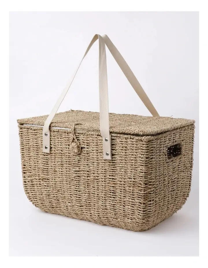 Vintage Traditional Craft Of Weaving Timeless Picnic Accessory Hand-braided Wicker Seagrass Picnic Basket