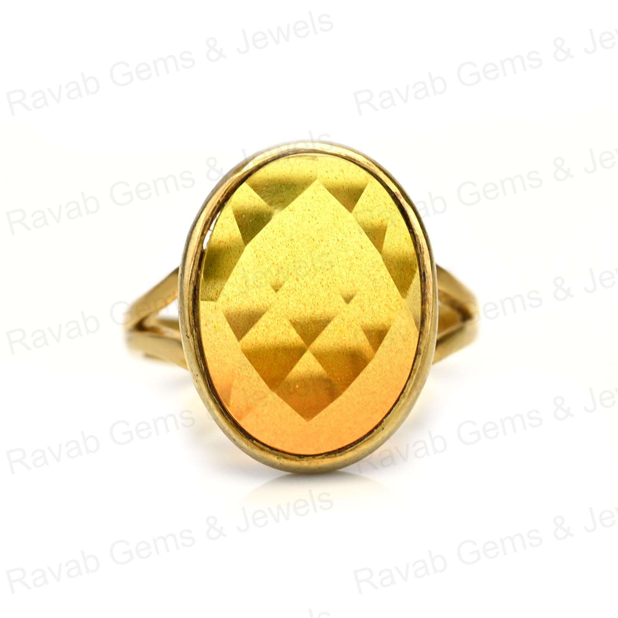 สีเหลือง