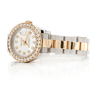 Montre en acier inoxydable avec mouvement à quartz entièrement pavée de moissanite, design haut de gamme - Product Image 2