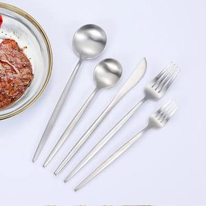 hot sale Luxury Stainless Steel wedding <b>black</b> plated <b>Cutlery</b> with handle flatware spoon and fork <b>set</b> safe and healthy - Product Image 5