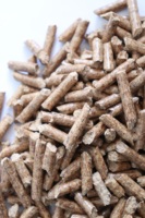 Granulés de biomasse écologiques en bois dur les plus vendus 6 Mm granulés naturels de haute qualité (sac de 15Kg) au prix de gros