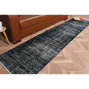 Tapis turc vintage 2x9,4 pieds, tapis oriental en laine noire - Product Image 1