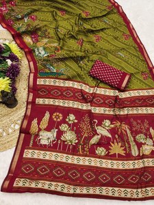 Conjunto de Blusa y Sari Pre-Drapeado con Diseño de Kitty Party, Bordado en Pallu con Algodón Suave y Estampado Digital en Toda la Superficie - Product Image 3