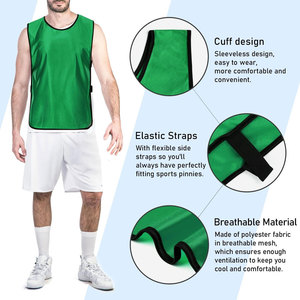 Bavettes d'entraînement de football haute visibilité personnalisées avec tissu durable et à séchage rapide pour perceuses de football pour hommes et femmes - Product Image 3