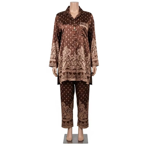 Conjunto de 2 Piezas de Satén Largo con Estampado Digital, Tela de Satén Suave, Ligero y Cómodo, Ropa de Salón Informal para Dormir o Uso Diario - Product Image 1