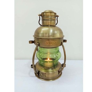 Lanternes à bougies suspendues pour l'intérieur et l'extérieur pour la décoration de la maison Lanternes décoratives de Noël festif - Product Image 1