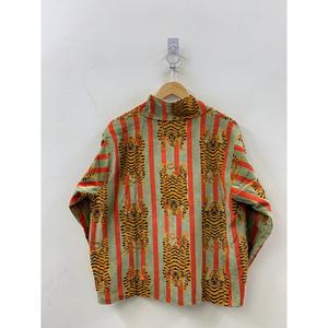Veste en velours réversible Sher-e-Jangal à motifs imprimés, couleur sauge, corail, or tigre - pour l'automne et l'hiver, manteau court, patchwork - Product Image 3
