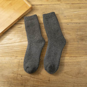 Custom Factory Color Spandex/Polyester <b>Crew</b> Winter Skiing Outdoor Running Daily <b>Socks</b> for <b>Women</b> - Product Image 3