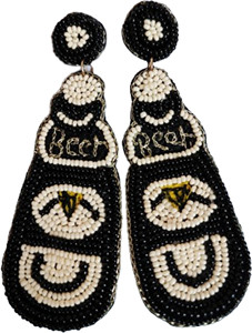 Pendientes de tuerca con forma de botella de cerveza clásica de alta calidad, pendientes de gota bordados a mano con cuentas de semillas para fiestas de boda - Product Image 3