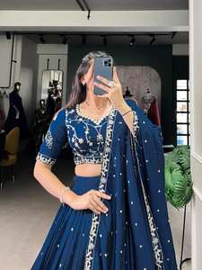 Nueva tendencia de vestir elegante diseño moderno Vichitra seda Lehenga Choli lentejuelas e hilo bordado trabajo mayorista exportador - Product Image 3