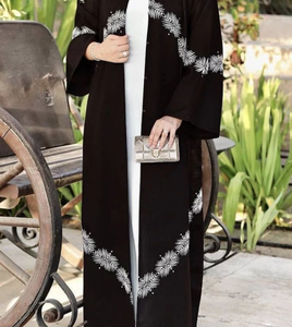 Vente à Chaud Abaya Brodée Vêtements Islamiques Arabes pour Femmes Abaya Brodée Dubaï Designs Hiver Nouvelles Collections - Product Image 4