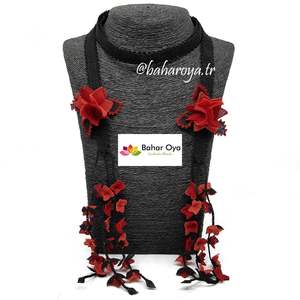 İğne Oyası Dolama Dörtlü Buket Kolye Kırmızı-Nar Çiçeği Moda Kolay Kolye Kırmızı İğne Oyası Dörtlü Buket Nar Çiçeği - Product Image 1