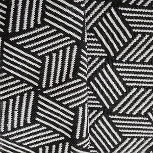 Sacs à main élégants Jacquard tissé noir blanc pour femmes garçons/filles respirant tricoté en chaîne double face teint en fil lourd - Product Image 5