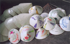 Offre Spéciale-chapeaux de feuille de paille coniques vietnamiens pour la décoration et le parasol chapeaux vietnamiens chapeaux de plage de paille - Product Image 2