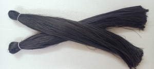 Fibre de cheveux banane noire teinte sur mesure en fibre de banane naturelle, idéale pour les fabricants d'extension de cheveux pour la revente - Product Image 2