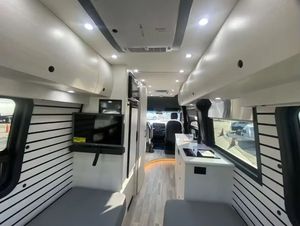 2025 prix pas cher mMerc-edessssss bBe-nzzzzzz spri-nter van - Product Image 5