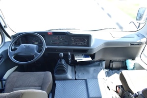 Nuovissimo Toyota Coaster 2025 Base RWD 199CV 4 Cilindri Benzina Euro6 Trasmissione Manuale Guida a Sinistra - Product Image 2