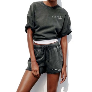 Ensemble 2 pièces short et t-shirt délavé pour femme – Nouveautés été 2026 – Tenues personnalisées - Product Image 1