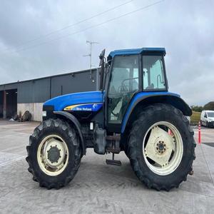 Case IH 20-160 4WD Tractor de rueda automático Tractor agrícola multifuncional con varios rangos Motor de componente de núcleo agrícola - Product Image 4