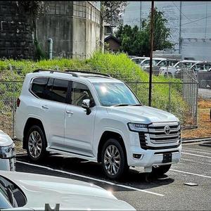 Toyota Land Cruiser Usados Sin Historial de Accidentes, en Buen Estado y Limpios, Automáticos en Stock para la Venta - Product Image 2