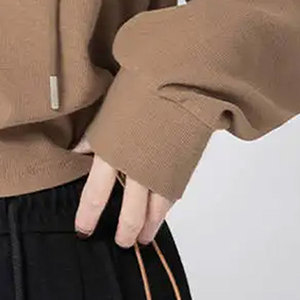 Ensemble de vêtements pour femmes, sweat-shirts à capuche et pantalons de survêtement personnalisés avec logo, sweat-shirts à capuche lourds vierges, tenues d'automne pour femmes - Product Image 5