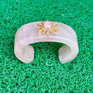 Manchette en pierres précieuses de quartz rose naturel pour hommes ou femmes Manchette en pierres précieuses de conception unique Cadeau spécial pour elle - Product Image 3