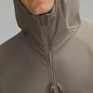 Custom Regular Fit 100% Poliéster impermeable Deportes al aire libre Cremallera completa Correr Chaqueta de entrenamiento para los hombres - Product Image 3