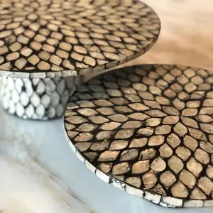 Plateau de luxe en nacre de chocolat arabe de haute qualité support de gâteau en acrylique de taille personnalisée fait à la main au Vietnam - Product Image 2