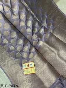 Choli hecho a medida Abrace the Opulence: saris de seda brocada para cada ocasión Ideal para ocasiones festivas y eventos especiales - Product Image 2