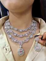 Ensemble de collier de mariée à trois rangs en diamant américain taille étoile avec boucles d'oreilles, ensemble de bijoux de luxe parfait pour les soirées, les mariages