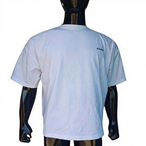 T-shirt unisexe 180 grammes 100 % coton col rond en stock décontracté taille US autres motifs imprimés vierges unis teints en pièce écologiques - Product Image 5