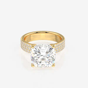 Bague en or 9 carats avec diamant Moissanite, pavé triple couche et coupe coussin élégante - Product Image 1