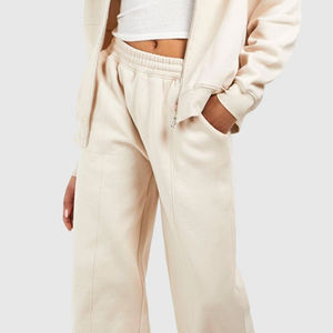 Chaqueta Deportiva para Mujer con Cierre de Cremallera, Tela Elástica Cómoda, Ropa Casual, Chándal con Diseño de Logotipo Personalizable y Manga Larga - Product Image 3