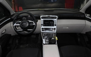 HUYNDAI TUCSON-TURBO gasolina, 1,6l, 2023 - Product Image 4