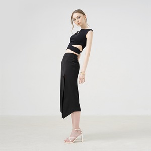 เสื้อครอปถักแขนกุดยาวเหนือเข่าสำหรับผู้หญิงเสื้อสแปนเด็กซ์ไม่สมมาตรจากผู้ผลิต - Product Image 5