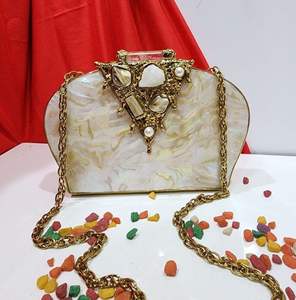 Pochette de soirée pour femme, style animal, faite à la main, en strass, en forme de corne ronde, de luxe, en gros - Product Image 2