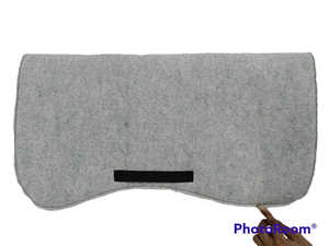 Tapis de selle équestre pour l'extérieur avec logo personnalisable gris clair 18mm d'épaisseur coussin de doublure en feutre synthétique pour les courses de chevaux de différentes tailles - Product Image 6