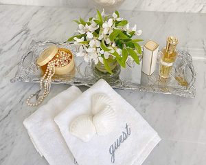 Plateau en aluminium de haute qualité à motif floral, idéal pour un usage quotidien, des dîners formels, des événements et la décoration de fêtes de jardin, approvisionnement mondial - Product Image 3