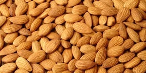 Amandes douces de Californie en stock Livraison rapide disponible Achetez des amandes crues naturelles - Product Image 2
