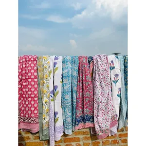 Lot de 5 paréos et foulards d'été 100 % bio imprimés à la main pour maillots de bain - Product Image 4