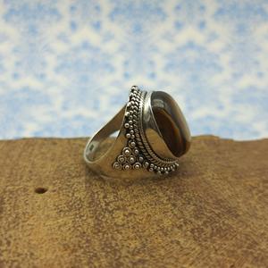 Vente en gros Bague en argent sterling 925 avec pierres précieuses et œil de tigre fabriqués à la main Design attrayant pour les mariages directement du fournisseur indien - Product Image 3
