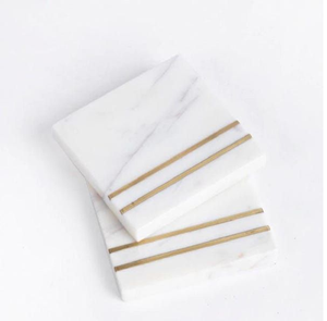 Sous-verres chics en marbre noir avec des incrustations de pétales blancs complexes dans un cadre doré. Disponible à prix de gros. - Product Image 6