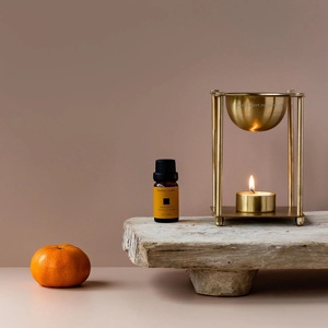 Nouveau brûleur d'huile d'encens en laiton décoratif T Light Aroma Warmer pour Home Fragrance Diffusion Golden Essential Oil Burner - Product Image 1