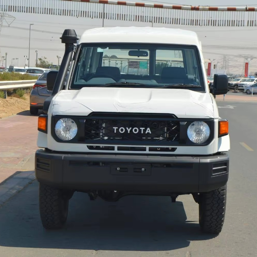 land cruiser hardtop 10 seater