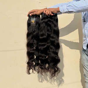 Extensions de cheveux Remy indiens crus à cuticule alignée, paquets de cheveux bouclés non traités avec style de vague naturelle, vente en gros - Product Image 2