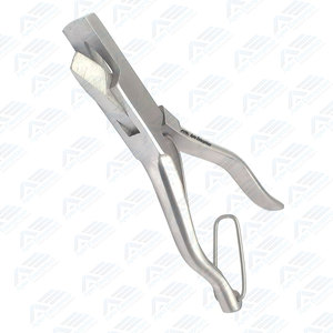 Pince à marquer les oreilles en V en acier inoxydable, base de 0,32 po, longueur de 63 po, instruments chirurgicaux vétérinaires pour marquage des petites oreilles Apto AE-5412 CE - Product Image 4