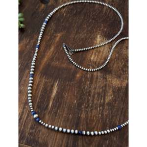 Collier ethnique vintage style Navajo en lapis-lazuli et argent sterling avec perles graduées, chaîne plaquée or 18 carats, design perlé tendance, idéal pour un cadeau - Product Image 3