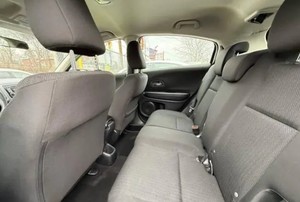 Usado 2018 Honda LX SUV Asientos de cuero automáticos R17 Neumáticos Dirección izquierda Techo solar panorámico - Product Image 3